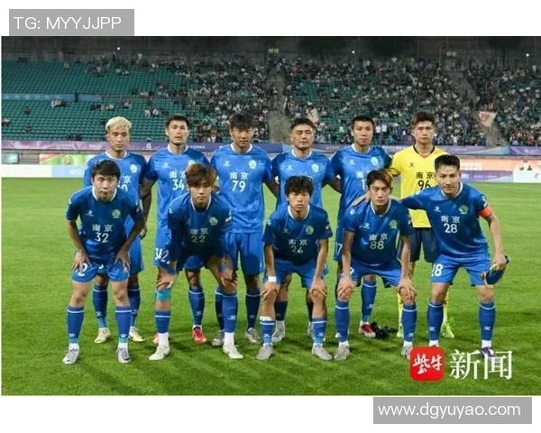 赛后分析上海足球队与南京足球队的战术对决与启示