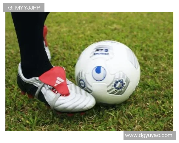 超轻黏衣服制作教程助你成为足球明星的时尚达人